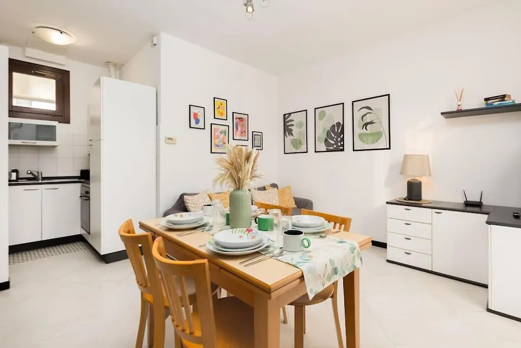 Borgo Palazzo - Vista Citta Alta E Terrazza Apartment Bergamo 0*,  Italy